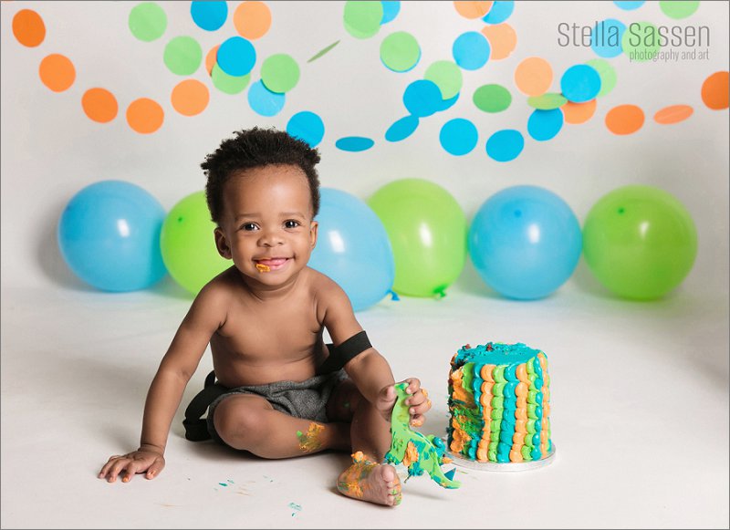 20220305 micah cake smash 04